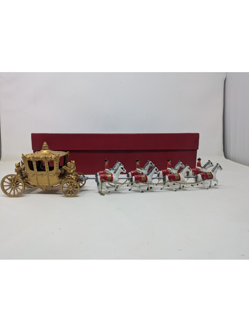 Vintage Matchbox Lesney Early Coronation Coach- QUEEN only - w/Box - Picture 3 of 11